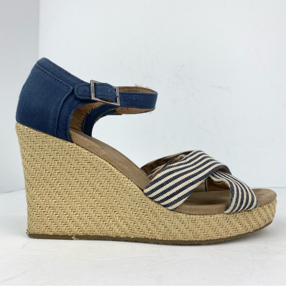 Toms size 9 Women’s Blue White Striped Ankle Strap Espadrille Wedge Sandals